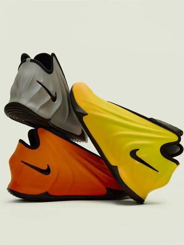 你的年度榜单TOP 10?年度鞋款大集结哪双可以入围(图18) 你的年度榜单TOP 10?年度鞋款大集结哪双可以入围(图18)