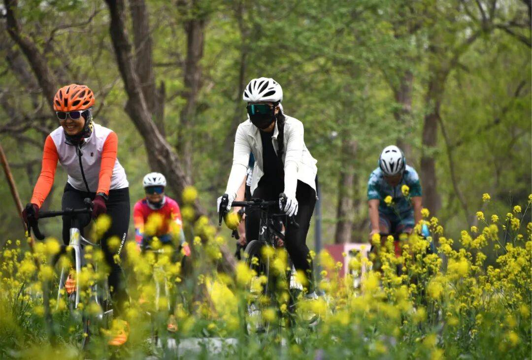 端化鞋子平民化 行业观察户外市场新趋势：